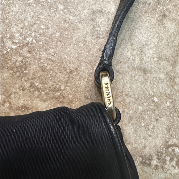 Prada Black Nylon Bag. Made in Italy - Picture 5 of 15